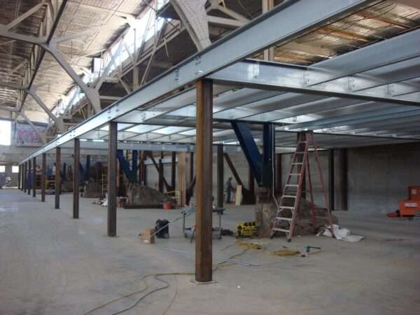 Retail store metal mezzanine construction
