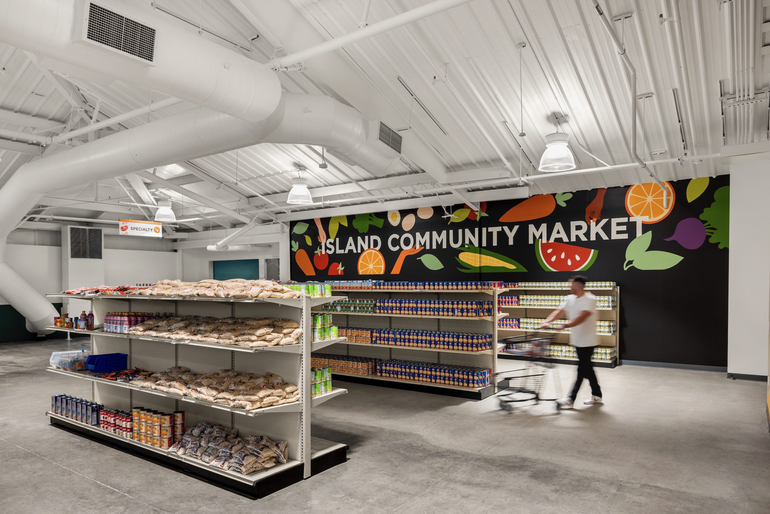 Alameda Food Bank Building – Metal Building Company Inside the new Alameda Food Bank - Metal Building Company