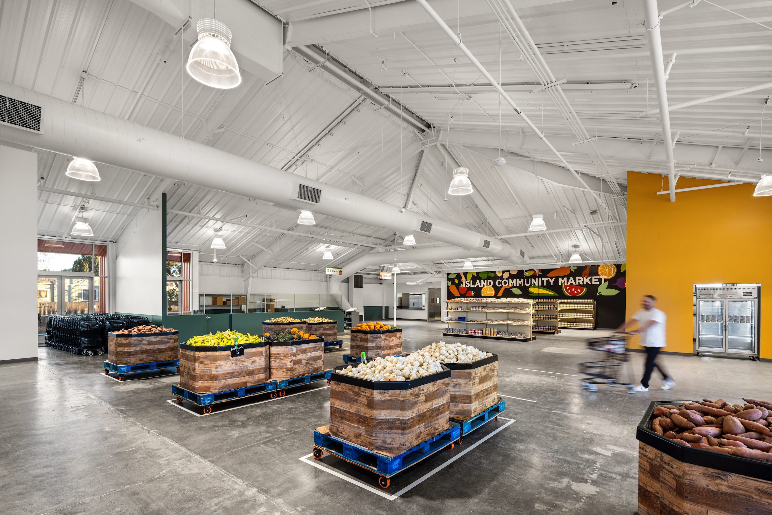Alameda Food Bank Building – Metal Building Company Alameda Food bank interior walls of metal building - Metal Building Company